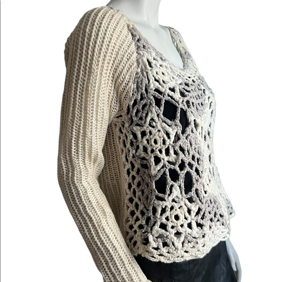 {Free People} Pullover  Crochet Sweater Cream Color Size Medium - Picture 5 of 7